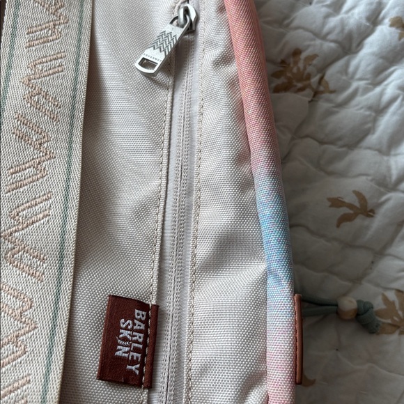 Doughnut 🍩 Hiking Backpack pastel Multicolor Backpack - Picture 6 of 6